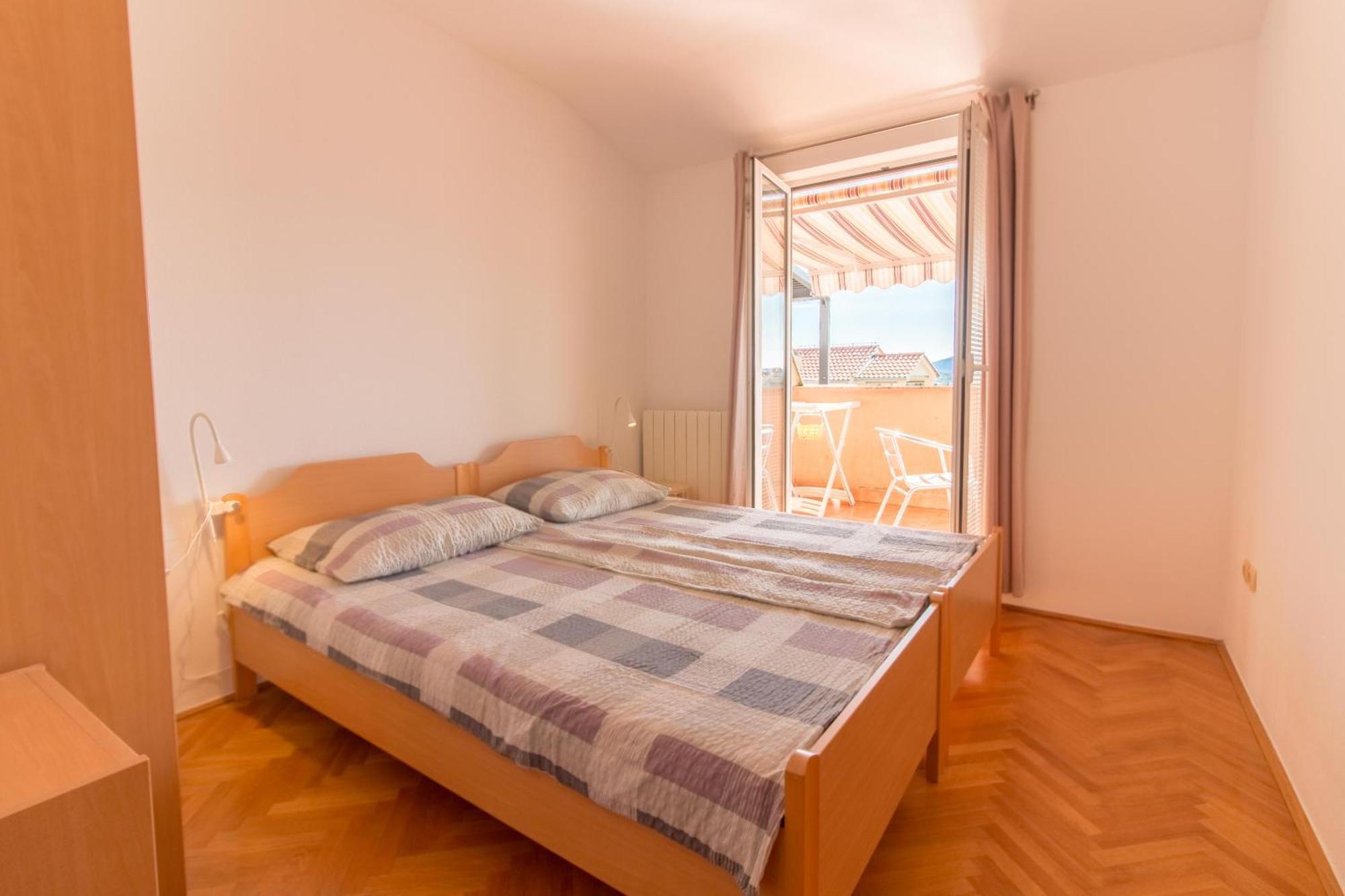 Malinska - Apartment Glavas Bagian luar foto